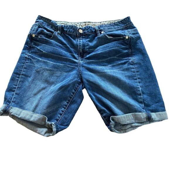 Calvin Klein Slouchy Slim Denim Shorts Sz 10/30 - Picture 1 of 10